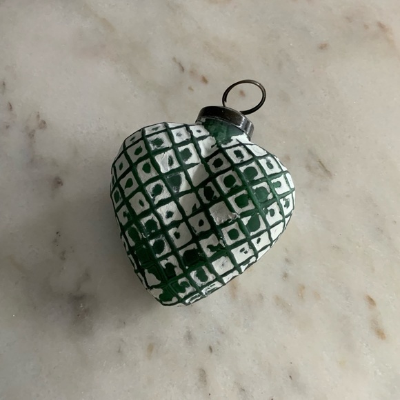 Set/3 Glass Hearts - Picture 5 of 9